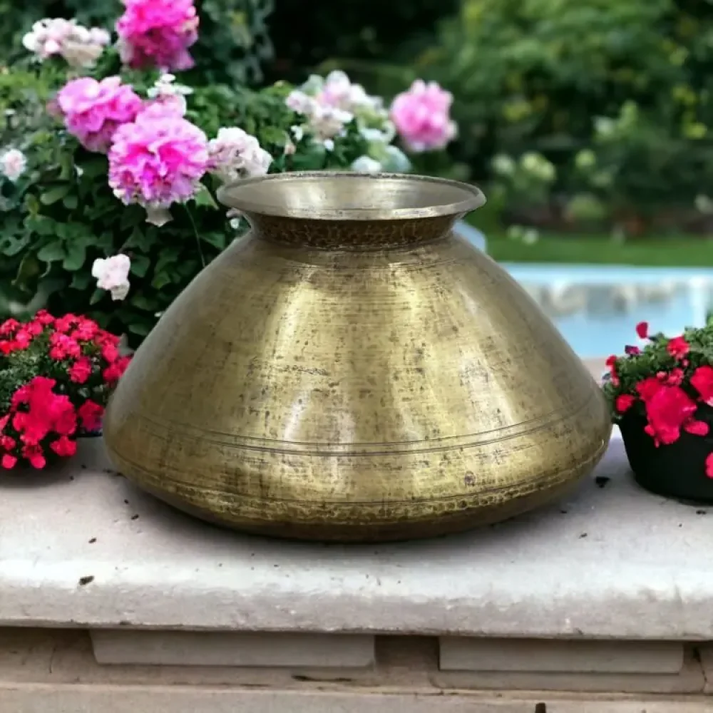 Aurelia-Vintage-Brass-Flower-Pot-Antique-Brass-Vase-Indian-Brass-Uruli-Pot.webp