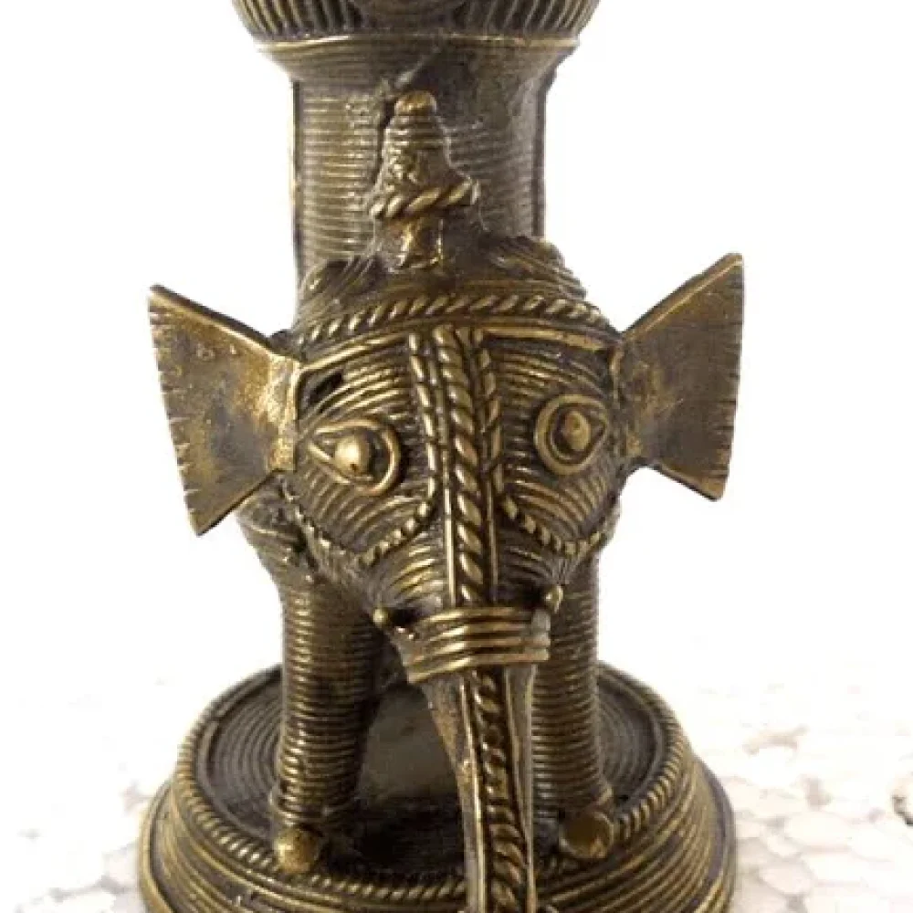 Madhura-Vintage-Brass-Candle-Stand4.webp