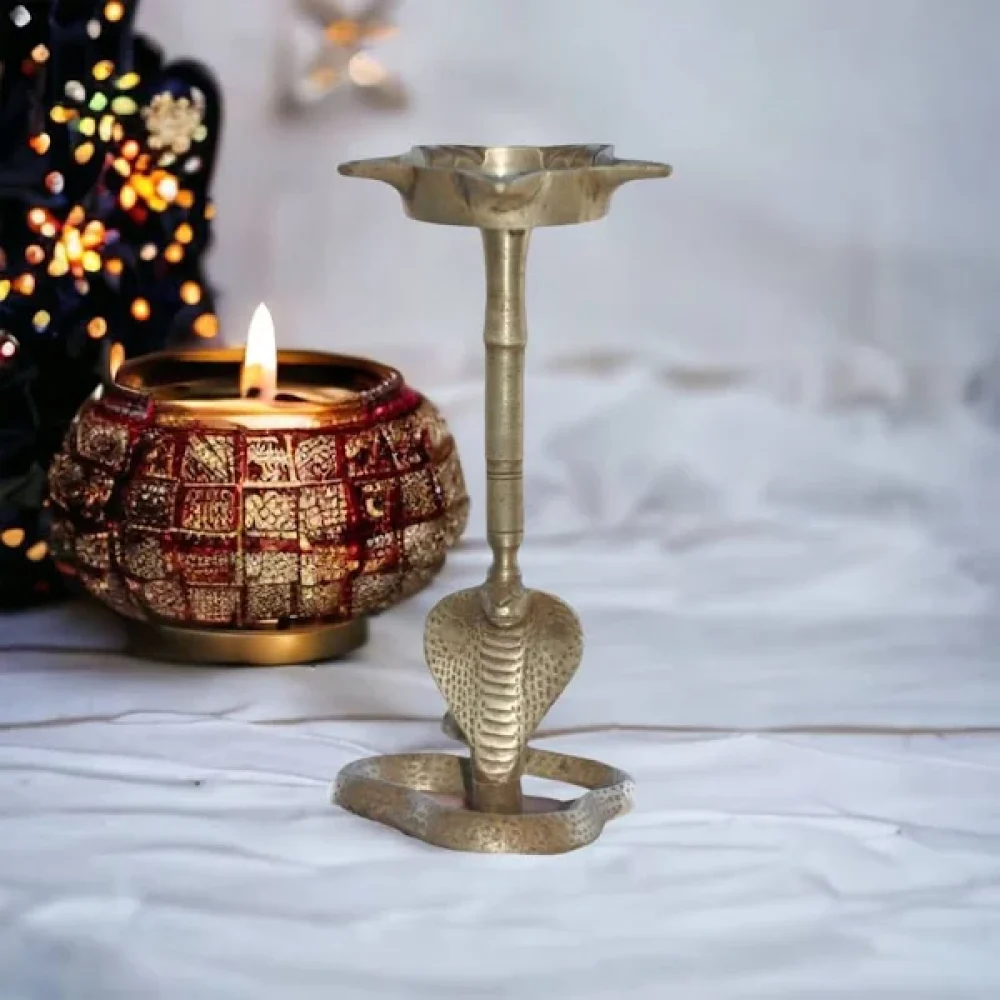 Naagdeva-Vintage-Brass-Oil-Lamp.webp