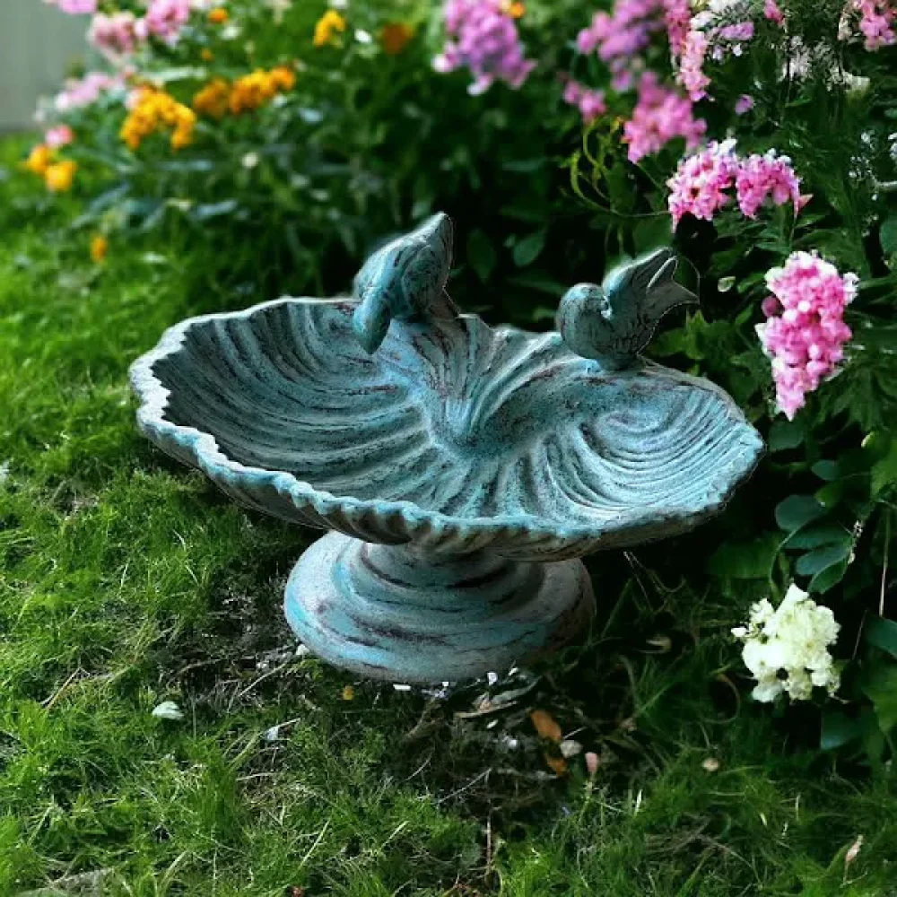 Pisco-Cast-Iron-Bird-Bath.webp