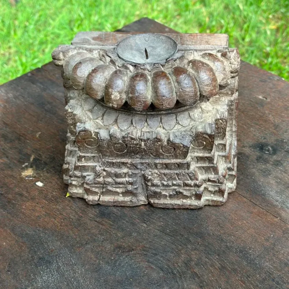 Pranay-Antique-Pillar-Candle-stand-4.webp